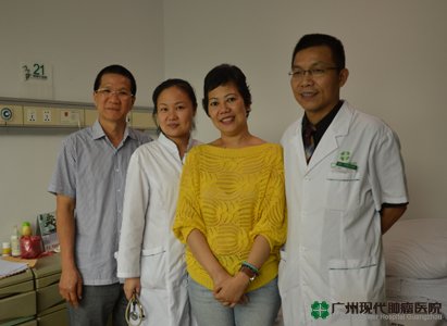 โรคมะเร็งเต้านม