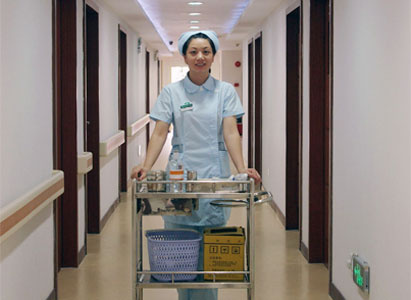 การผ่าตัดเสริมสร้างเต้านม