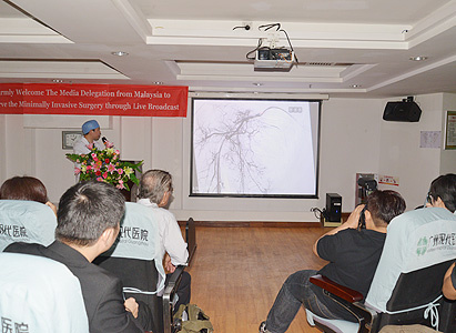 Live broadcast of interventional therapy operation