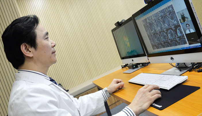โรงพยาบาลมะเร็งสมัยใหม่กว่างโจวแสตมฟอร์ด บริการให้คำปรึกษาทางไกลแก่ผู้ป่วยมะเร็ง เพื่อให้ได้รับการบริการทางการแพทย์ในระดับสูงและมีคุณภาพสูง รวมถึงให้คำแนะนำในการวินิจฉัยและเทคนิคทางการแพทย์ โดยผู้เชี่ยวชาญเฉพาะทางด้านมะเร็งที่มีชื่อเสียงระดับนานาชาติโดยที่ท่านไม่ต้องออกจากบ้าน
